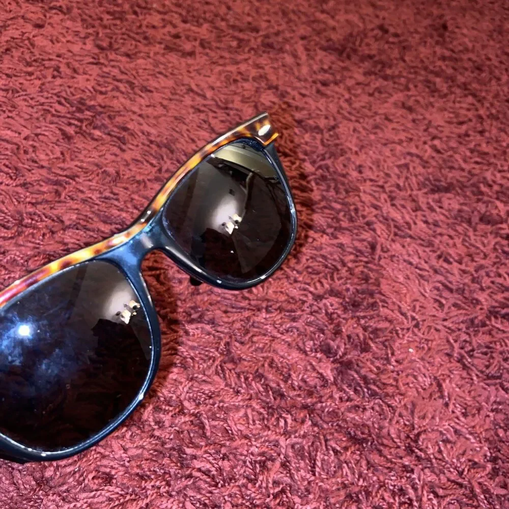 Vintage Classic 80’s Ray-Ban B&L Wayfarer II Sunglasses Tortoise Brown USA Made